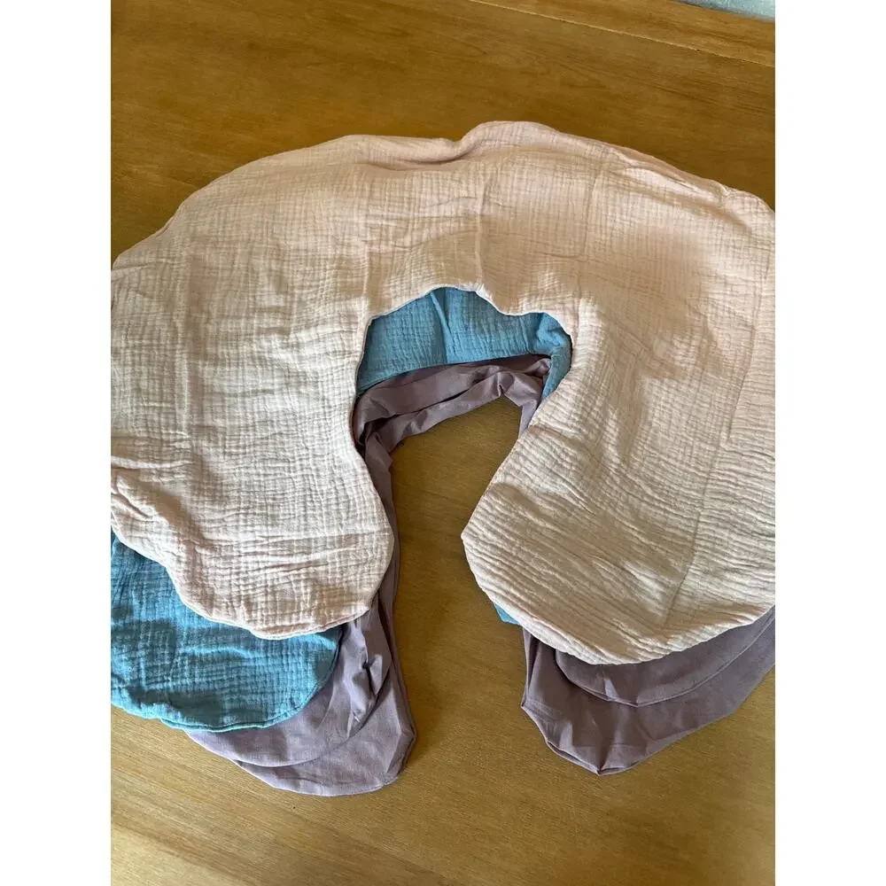 Nursing Maternity Sleeping Pillow and 4 Washable Cases Brushed Cotton NEW